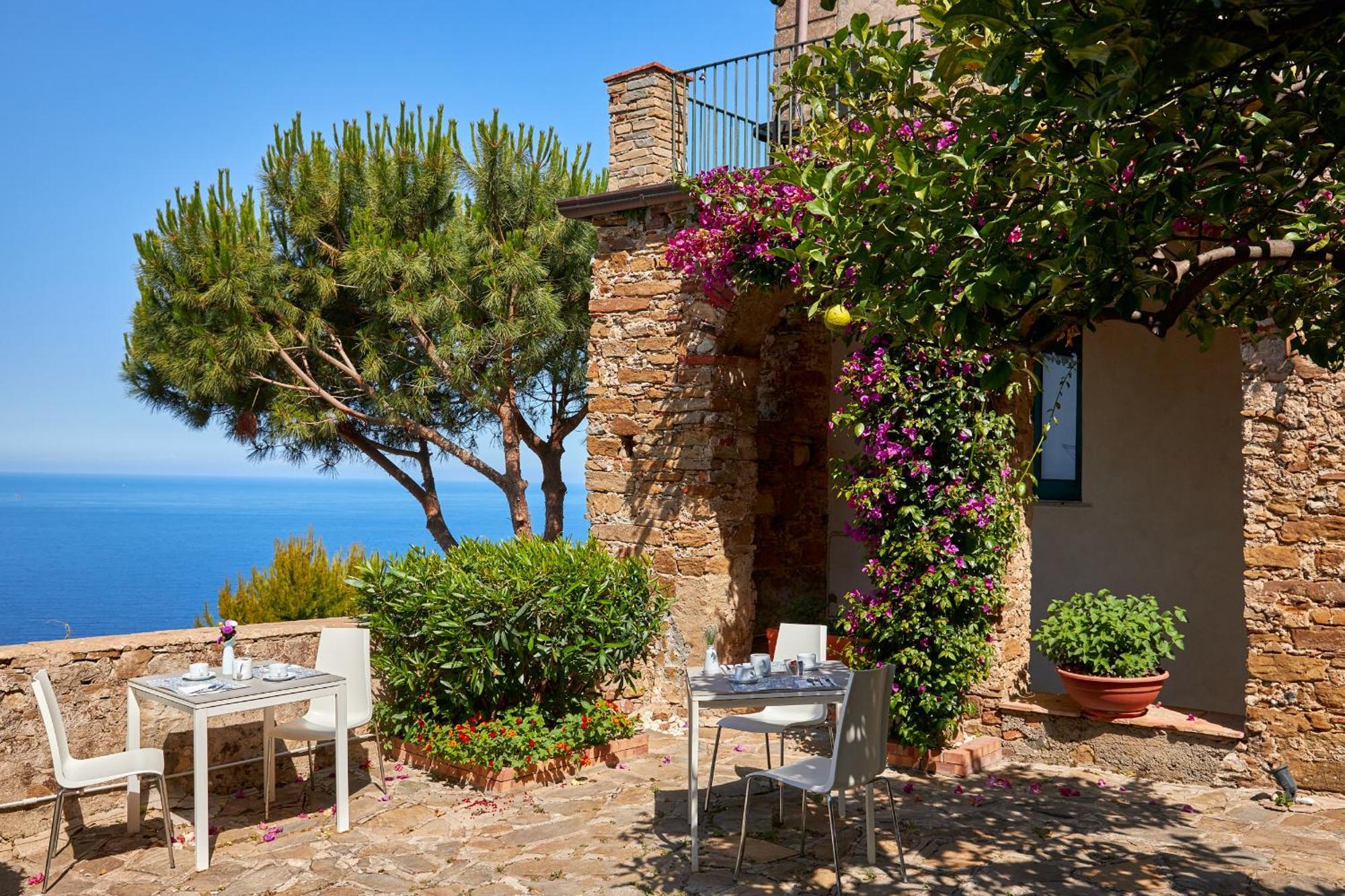 Residenza D'Epoca Tamara Aparthotel Castellabate Bagian luar foto