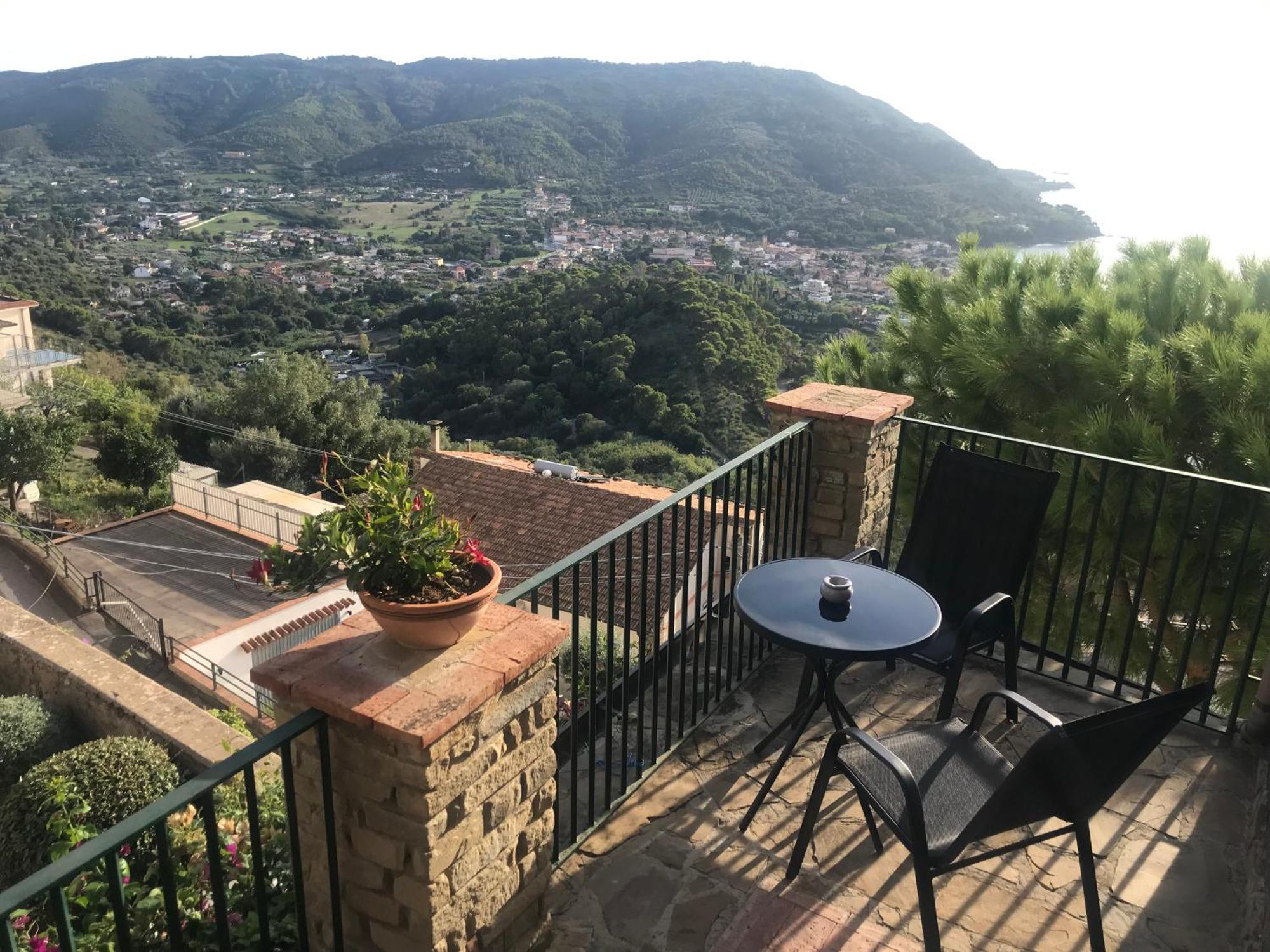 Residenza D'Epoca Tamara Aparthotel Castellabate Bagian luar foto