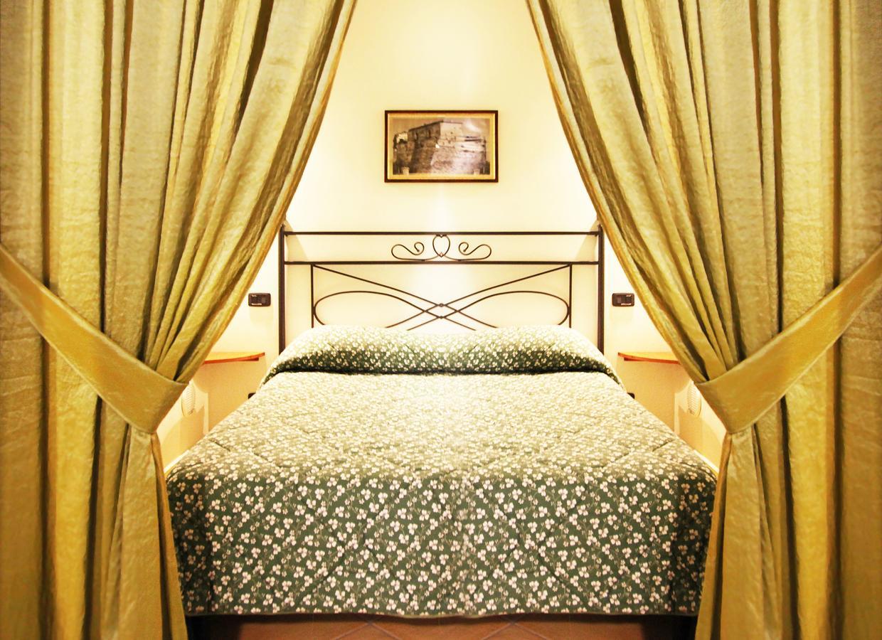 Residenza D'Epoca Tamara Aparthotel Castellabate Bagian luar foto