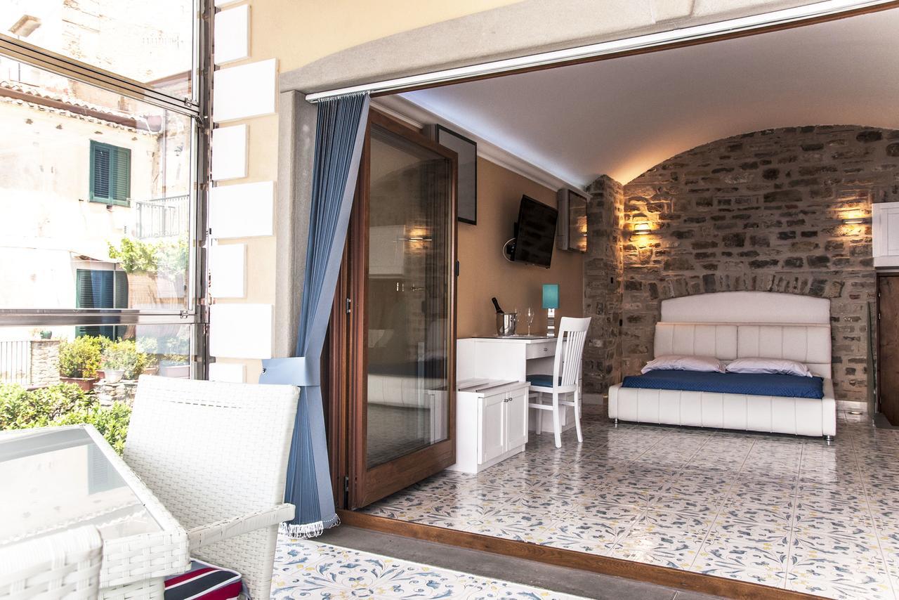 Residenza D'Epoca Tamara Aparthotel Castellabate Bagian luar foto